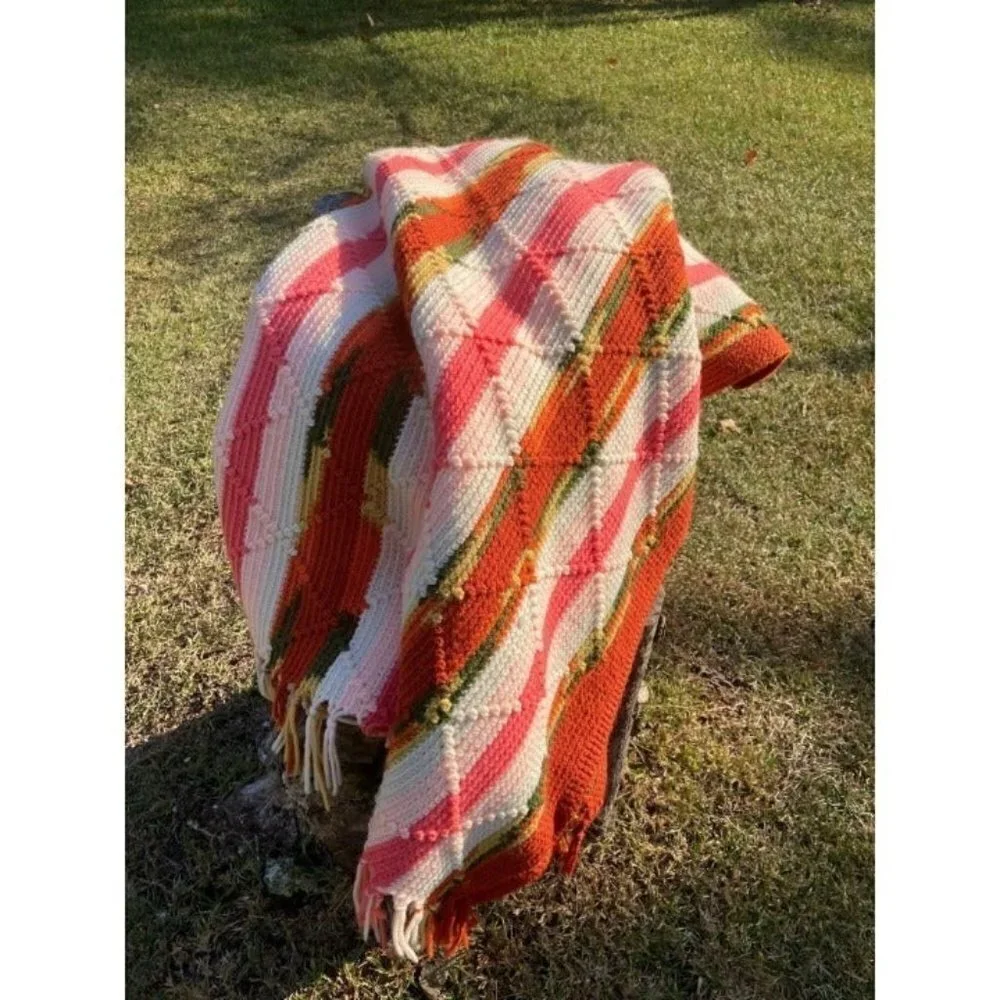Handmade Crocheted‎ Aztec Southwestern Fall Afghan Throw Blanket Fringed 43 x 66